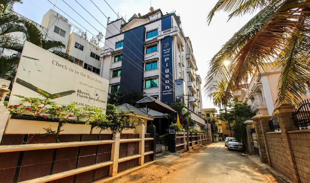 Hotel Pigeon International Bengaluru Kültér fotó