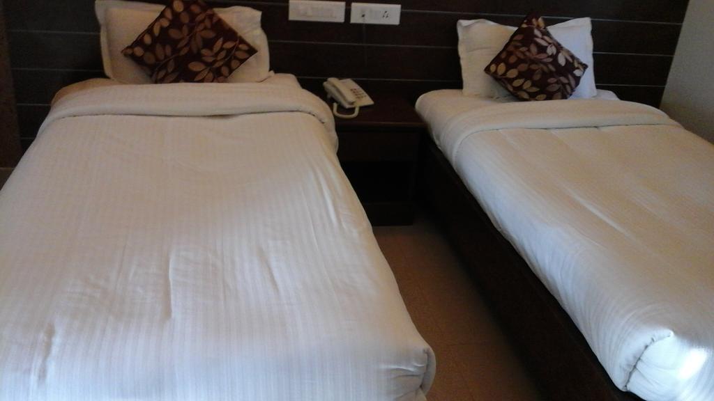 Hotel Pigeon International Bengaluru Kültér fotó