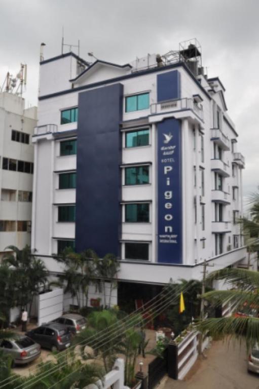 Hotel Pigeon International Bengaluru Kültér fotó